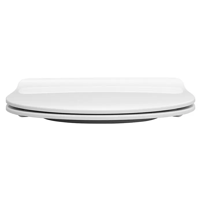 WC-Sitz - Duroplast, Weiß, Mit Absenkautomatik, L x B x H: 44,5 x 37 x 4,5 cm - Nahaufnahme eines weißen WC-Sitzes mit sanft geschwungenem Design, der Komfort und Hygiene im Badezimmer vereint.