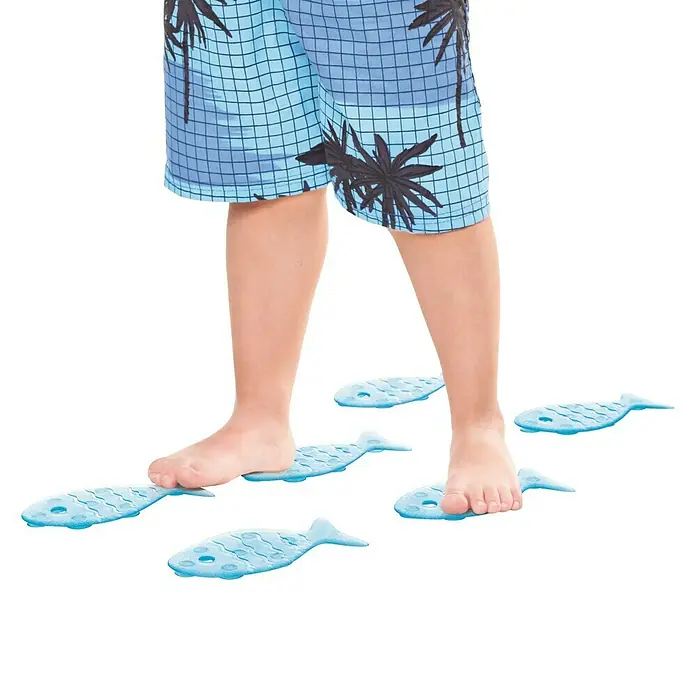 Tatay Antideslizante para bañera Pez - 7 x 15 cm, Azul - Las huellas de peces azules ofrecen una forma divertida y segura de caminar en el agua o en la piscina, antideslizantes y fáciles de limpiar.