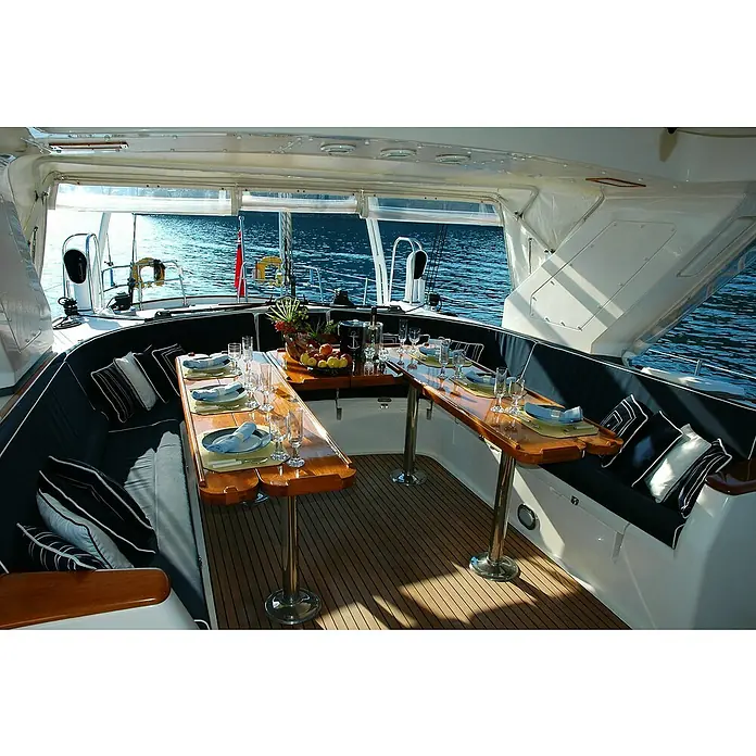 Marine Business Moon Vaso para beber - 6 ud., Plástico, Azul Acqua - Elegante interior de yate con mesas de madera pulida, cómodos asientos y vistas al mar. Ideal para cenas de lujo a bordo y relajación con estilo.
