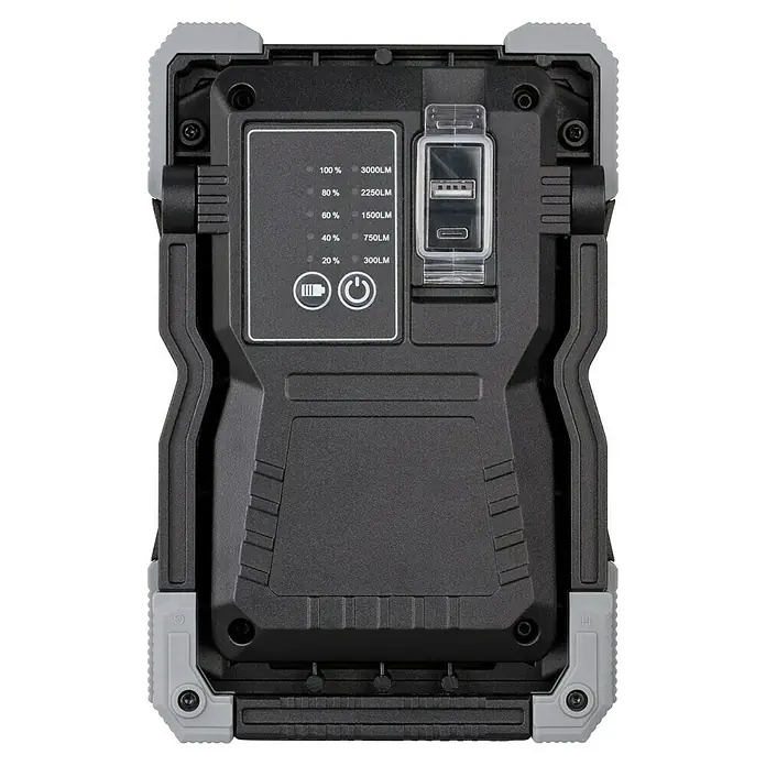 Brennenstuhl Mobiler LED-Strahler Rufus - Akkubetrieben, 30 W, L x B x H: 5 x 14 x 21 cm, IP65 - Nahaufnahme einer robusten, rechteckigen Arbeitsleuchte mit Ladestandsanzeige, Leistungsstufen und USB-Anschlüssen.