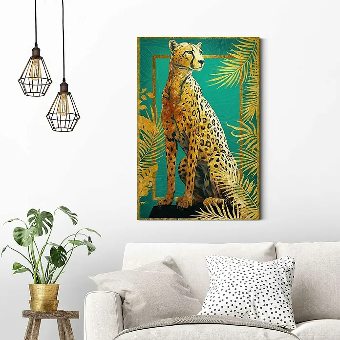 Reinders Decopanel - Cheetah Pose, B x H: 60 x 90 cm - Ein dekoratives Leinwandbild mit einem eleganten Geparden, umgeben von goldenen Palmenblättern und einem grünen Hintergrund, perfekt für stilvolle Akzente.