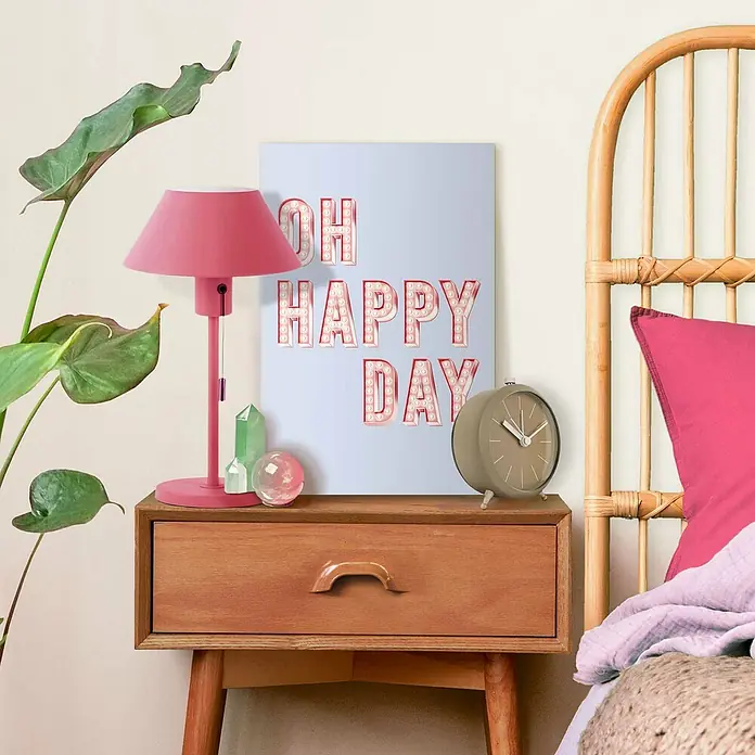 Reinders Leinwandbild Giclee on Canvas - Oh Happy Day, B x H: 20 x 30 cm - Dieser Nachttisch aus Holz verfügt über eine Schublade und eine Lampe. Er bietet eine stilvolle Ablagefläche neben dem Bett.