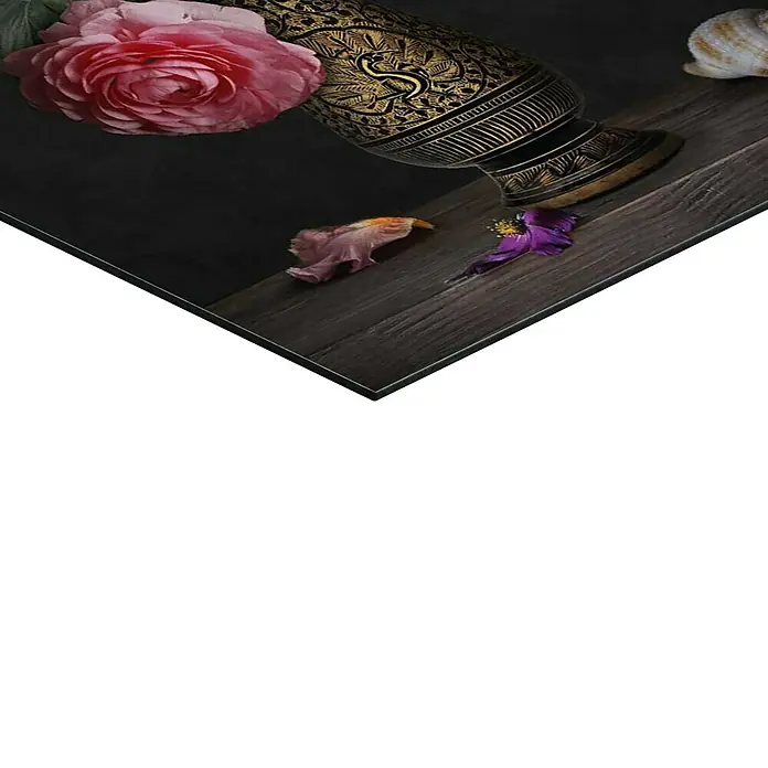 Reinders Decopanel - Flower Portrait, B x H: 30 x 90 cm - Stillleben mit einer rosa Rose und einer verzierten Vase auf einem dunklen Holztisch.