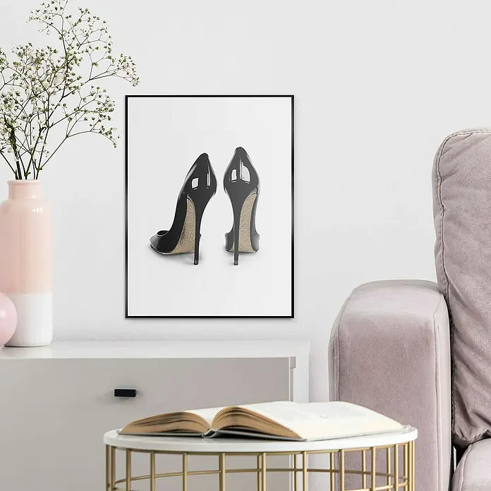 Reinders Bild Slim Frame Black - Catwalk Heels, B x H: 30 x 40 cm - Schwarze High Heels mit glitzernden Absätzen in einem stilvollen Rahmen, die eine elegante Note in jeden Raum bringen.