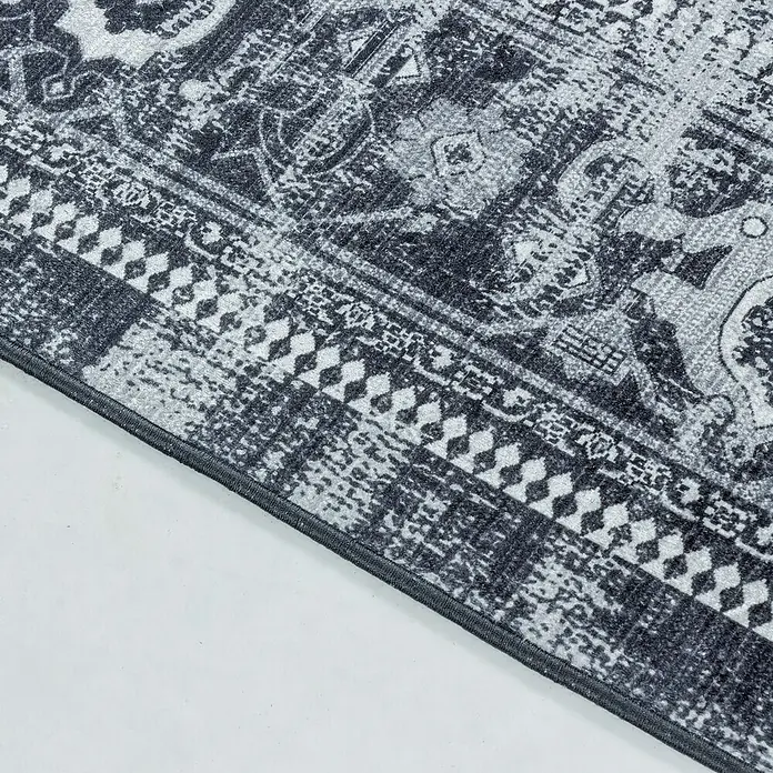 Flachgewebeteppich Fiesta - Schwarz/Grau, 290 x 200 cm, 100 % Polyester - Nahaufnahme eines gemusterten Teppichs in Grau- und Weißtönen, der eine elegante und detailreiche Optik bietet.
