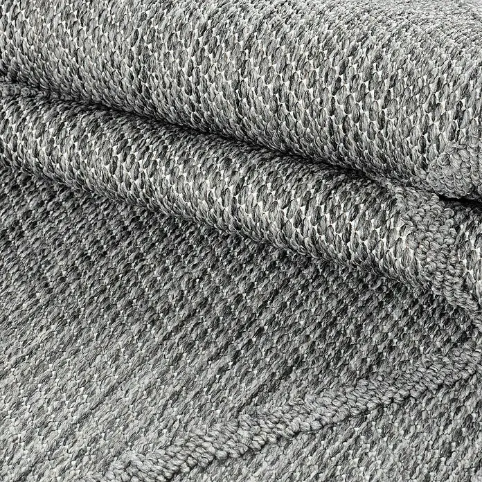 Outdoor-Teppich Patara VI - Grau, 250 x 80 cm, 100 % Polypropylen - Nahaufnahme eines gewebten grauen Teppichs mit Textur. Das vielseitige Design ergänzt jeden Raum.