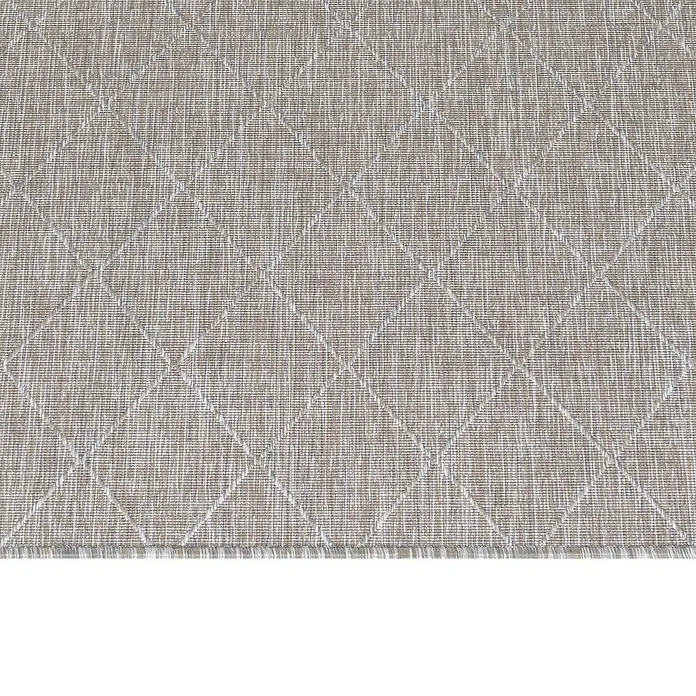 Outdoor-Teppich Zagora II - Beige, 170 x 120 cm, 100 % Polypropylen - Nahaufnahme eines beigen Outdoor-Teppichs mit einem eleganten Rautenmuster, ideal für stilvolle Terrassen und Balkone.