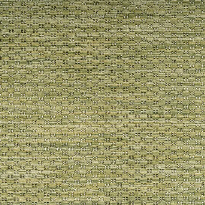 Outdoor-Teppich Relax - Grün, 230 x 160 cm, 100 % Polypropylen - Nahaufnahme eines Teppichs mit einem gewebten Muster in verschiedenen Grüntönen und kleinen weißen Akzenten.