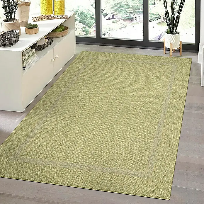 Outdoor-Teppich Relax - Grün, 230 x 160 cm, 100 % Polypropylen - Dieser rechteckige, hellgrüne Teppich mit dezentem Bordürenmuster verleiht jedem Raum eine natürliche Note und sorgt für ein angenehmes Ambiente.