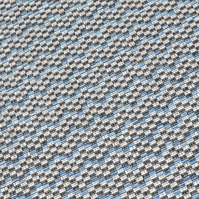Outdoor-Teppich Sunny VII - Grau, 170 x 120 cm, 100 % Polypropylen - Nahaufnahme des blau-grau-schwarz karierten Textilmaterials, das sich perfekt für Polster und Heimtextilien eignet.