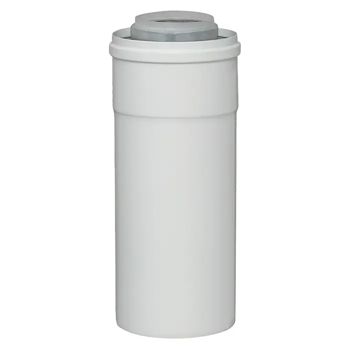 Practic Empalme para tubo coaxial Condensación - 50 cm, Blanco - Primer plano de una carcasa de filtro de agua blanca. La carcasa es cilíndrica con un filtro gris visible en la parte superior.