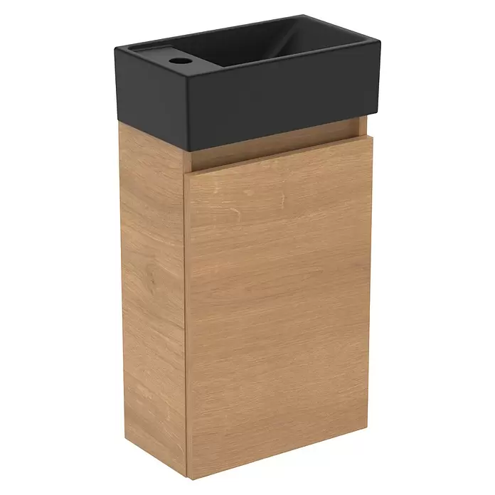 Ideal Standard Eurovit Badmöbel-Set + - 37 cm, Hamilton Eiche/Schwarz, Hahnloch: Links - Schwarzes rechteckiges Keramik-Waschbecken auf einem hellen Holz-Badezimmerschrank.