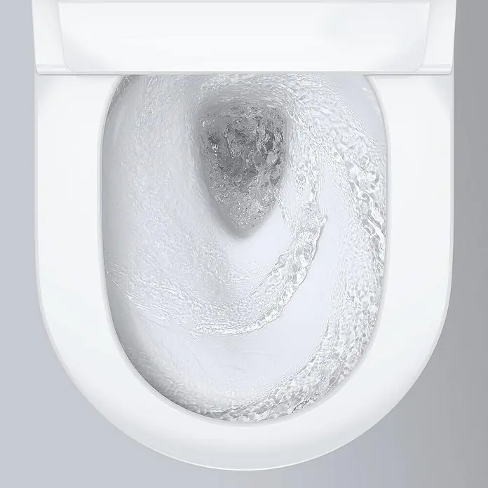 Grohe Wand-Dusch-WC-Set Sensia - Spülrandlos, Mit antibakterieller Glasur, Spülform: Tief, WC Abgang: Waagerecht, Weiß - Nahaufnahme einer weißen Toilette mit wirbelndem Wasser.