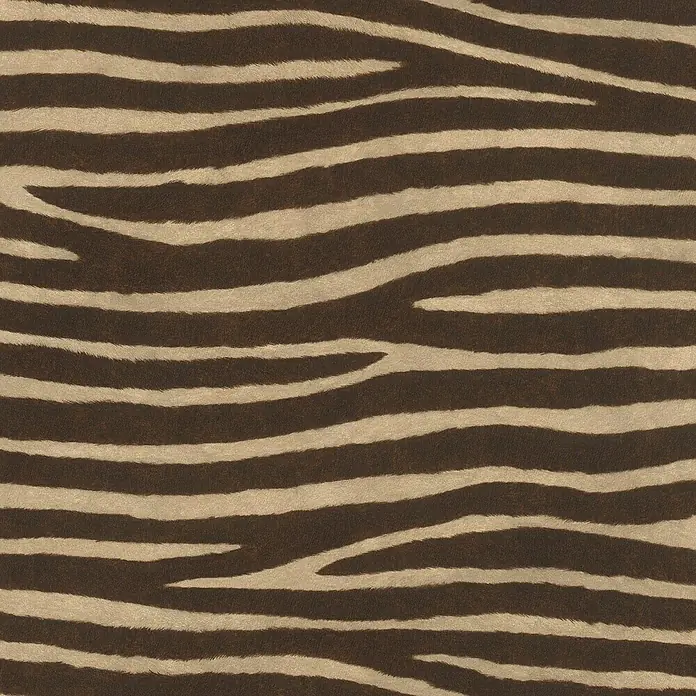 Rasch African Queen III Vliestapete Zebrafell - Dunkelbraun, Tieroptik, 10,05 x 0,53 m - Detailansicht eines Teppichs mit braun-beigem Zebramuster, ideal für Akzentuierung und Dekoration.