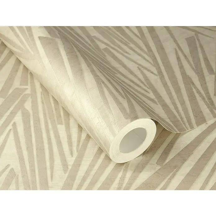 Rasch Sky Lounge Vliestapete Mikado - Taupe hell, Grafisch, 10,05 x 0,53 m - Nahaufnahme einer Tapetenrolle mit abstraktem, modernem Blattmuster in Beige- und Grautönen, ideal für stilvolle Innenräume.