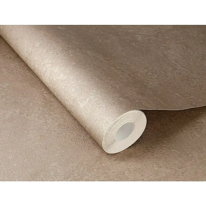 Rasch Factory V Vliestapete Metalloptik - Kupfer, Uni, 10,05 x 0,53 m - Nahaufnahme einer Rolle bronze-metallic Tapete mit subtiler Textur, ideal für moderne Innenräume.
