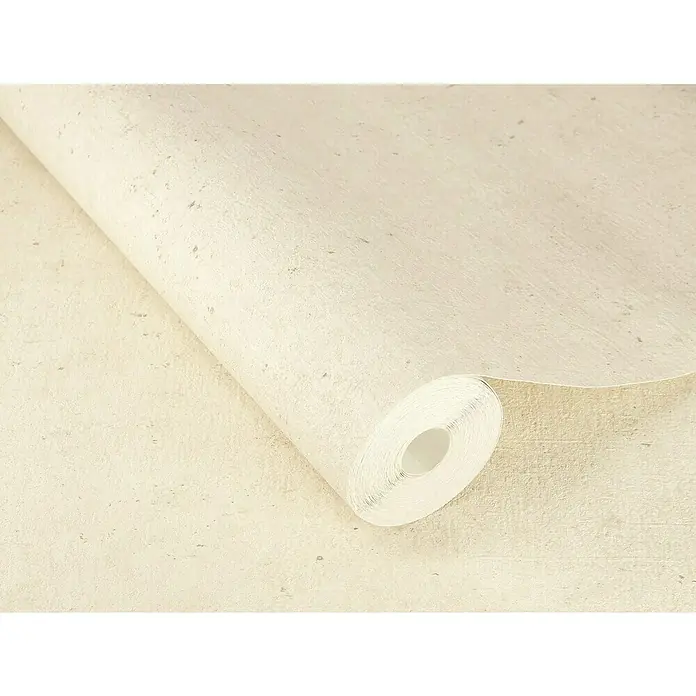 Rasch Factory V Vliestapete Beton-Uni - Greige, Uni, 10,05 x 0,53 m - Nahaufnahme einer Rolle cremefarbener Tapete mit subtilen Flecken, die eine sanfte Textur und ein dezentes Muster zeigt.