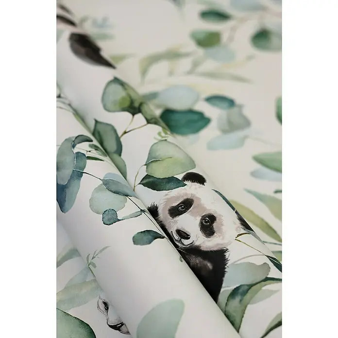 Rasch Kids World Vliestapete Blätter - Petrol hell, Floral, 10,05 x 0,53 m - Nahaufnahme einer gewickelten Rolle Dekor-Tapete mit einem Panda- und Eukalyptusmuster für stilvolle Kinderzimmer.