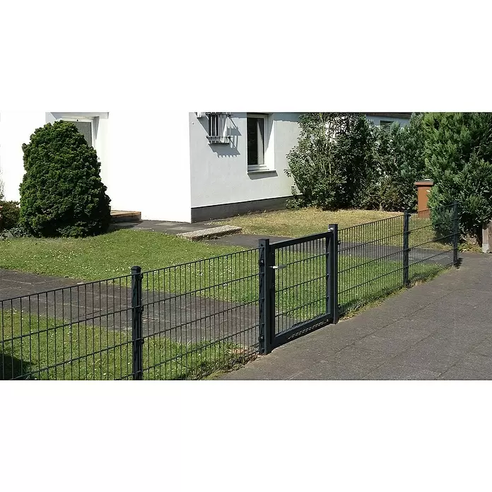 Kraus Mattenzaun - 201 x 83 cm, Anthrazit - Dunkelgrauer Metall-Gartenzaun mit Tor, entlang eines gepflasterten Weges vor einem Haus und Rasen.