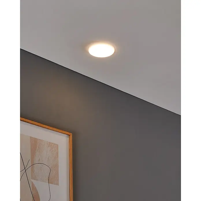 Eglo LED-Einbauleuchte rund RAPITA - 5,5 W, Ø x H: 10 x 2 cm, Weiß, Warmweiß - Deckenleuchte mit warmem Licht, die eine gemütliche Atmosphäre schafft, ideal für Wohnräume. Schafft ein sanftes, einladendes Ambiente.