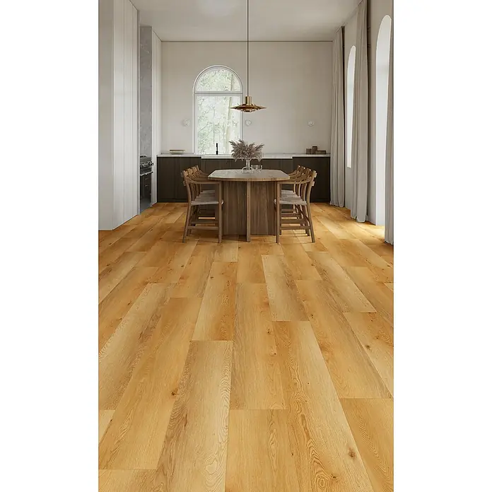 Vinylboden Rigid - Zenith, Landhausdiele, 1.830 x 229 x 6 mm - Helles Zimmer mit Holzboden und Esstisch. Der Holzboden verleiht dem Raum Wärme und Eleganz.