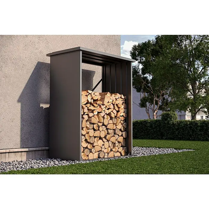 Gardol Kaminholzregal - 160 x 90 x 200 cm, Stahl, Anthrazit - Ein modernes Brennholzlager aus Metall, gefüllt mit Holzscheiten, steht an einer Hauswand und bietet praktische Holzaufbewahrung im Garten.