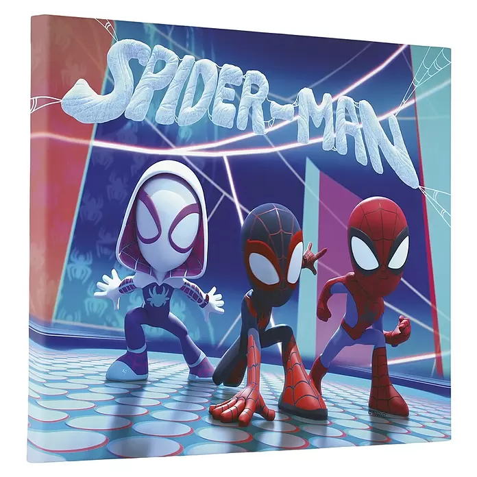 Komar Leinwandbild - Spidey & his amazing Friends - Glowy, B x H: 40 x 30 cm - Lebendiger Spider-Man Leinwanddruck mit Chibi-Gwen, Miles und Peter Parker. Mit texturiertem 'SPIDER-MAN' Schriftzug.