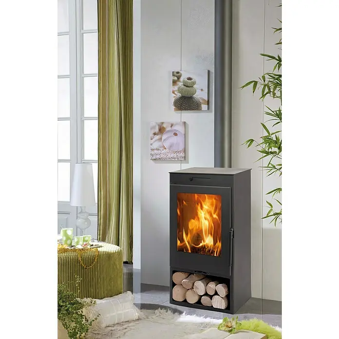 Panadero Estufa de leña Nerja - 6,3 kW, Volumen de calefacción: 190 m³, Antracita - Una estufa de leña moderna con compartimento para leña aporta calidez y confort al salón.