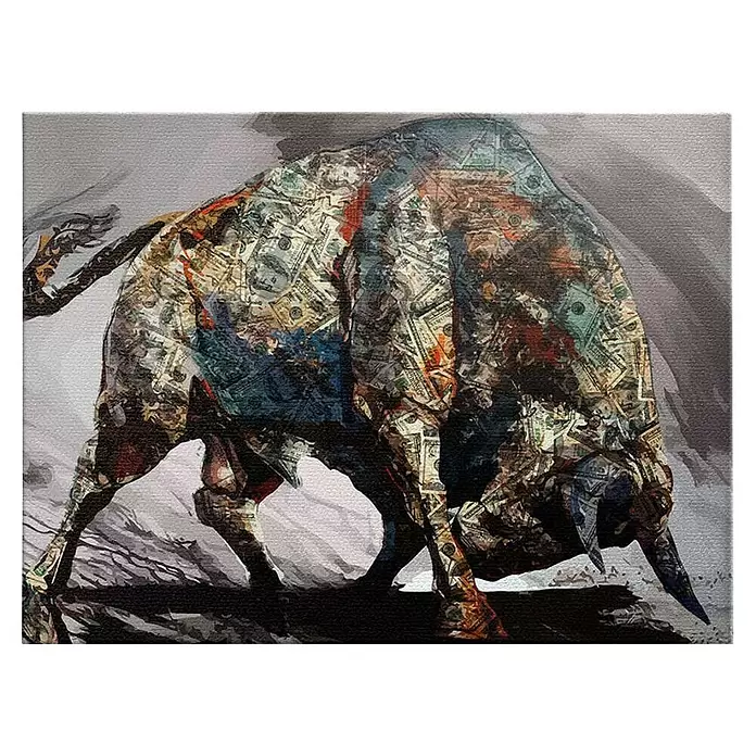 Dotcomcanvas Leinwandbild - Money Bull, B x H: 120 x 90 cm - Kunstwerk eines angreifenden Stiers, dessen Körper mit einer Collage aus US-Dollar-Scheinen bedeckt ist.