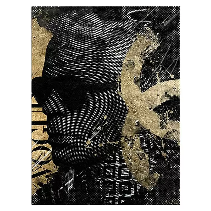 Dotcomcanvas Leinwandbild - Luxury Karl, B x H: 30 x 40 cm - Pop-Art-Porträt einer Person mit Sonnenbrille, schwarz-weißes Halbtonmuster mit Gold- und Weißfarbspritzern.