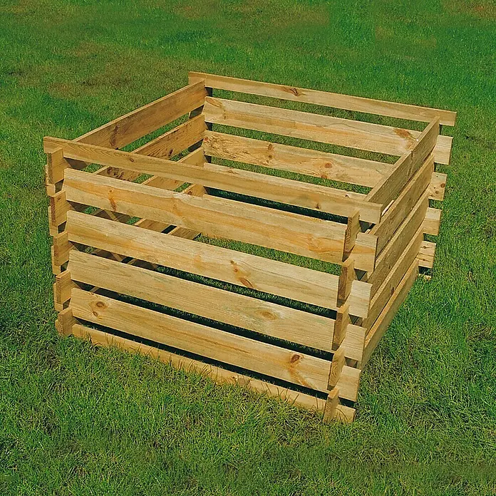 Werth Holz Komposter - 500 l, 100 x 100 x 60 cm - Eine Holzkiste für den Gartenkompost steht auf dem Rasen. Perfekt für die Gartenabfälle und zur Herstellung eigener Erde für Blumen und Gemüse.