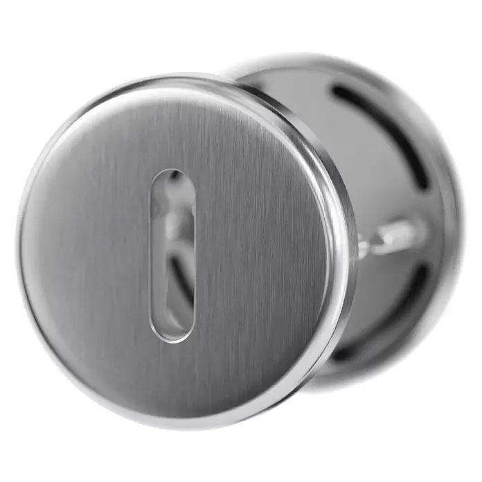 Hoppe Zimmertürgarnitur Narvik - Stärke Tür: 38 mm - 45 mm, Edelstahl, Buntbart - Silberfarbenes, gebürstetes Metall-Schlüssellochschild mit einem länglichen Schlüsselschlitz.