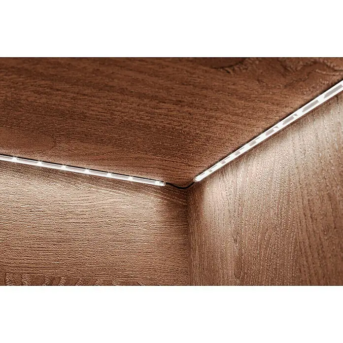 Tween Light Lichtleiste 4er Set - Länge: 160 cm, Lichtfarbe: Mehrfarbig, 0,15 W, Anzahl Leuchtmittel: 60 Stk. - LED-Streifenbeleuchtung in einem Holzschrank. Schafft eine gemütliche Atmosphäre und betont die Holzstruktur.