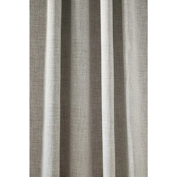 Cortinas Oscurante Pasabarra Termorreguladora - An x Al: 140 x 300 cm, Gris, Textil - Primer plano de una cortina que muestra una superficie ligeramente texturizada en tonos neutros, destacando su diseño elegante y sobrio.