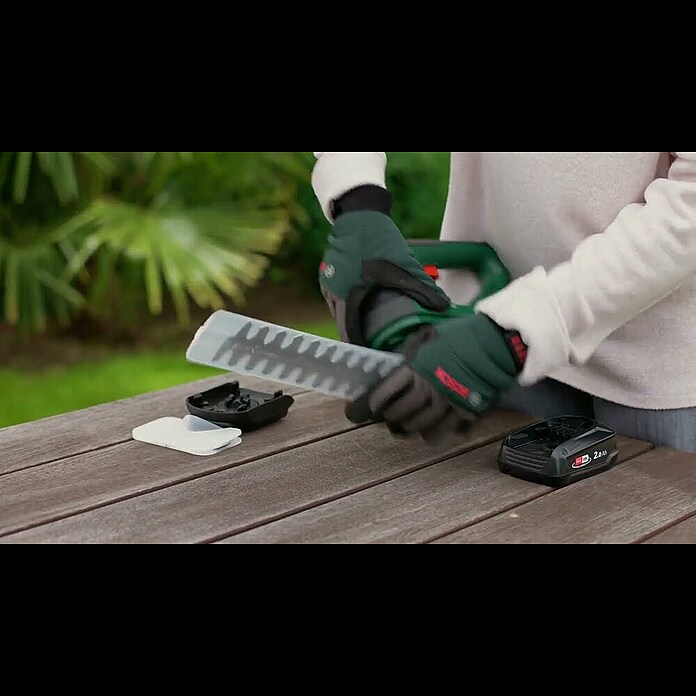 Bosch Power for All 18V Accu gras- en buxusschaar AdvancedShear 18V-10 (18 V, Li-ion, Excl. accu, Mesbreedte: 10 cm) | BAUHAUS