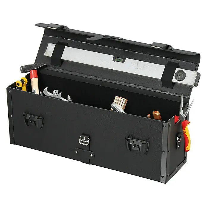 Hepco & Becker Werkzeugtasche Favorit 7125 - Innenmaß: B x T x H: 610 x 160 x 220 mm, Leder - Geöffnete Werkzeugkiste aus schwarzem Leder mit verschiedenen Werkzeugen, darunter Hammer, Schraubenschlüssel und Wasserwaage.