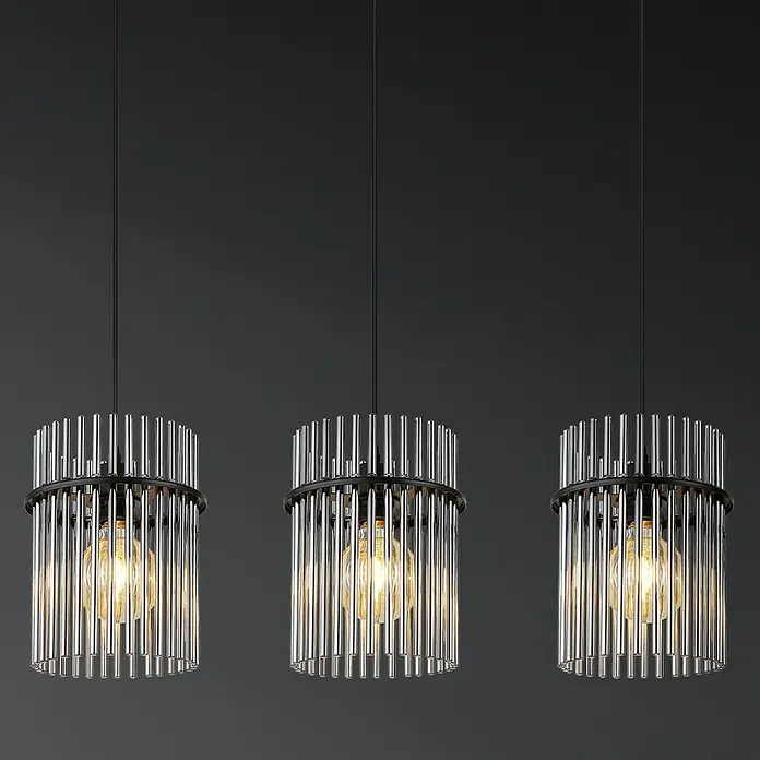 Globo Gorley LED-Pendelleuchte - 60 W, L x B x H: 80 x 20 x 140 cm, Rauch, Schwarz matt - Drei moderne Pendelleuchten mit zylindrischen Chromstäben und warmem Licht vor dunklem Hintergrund.