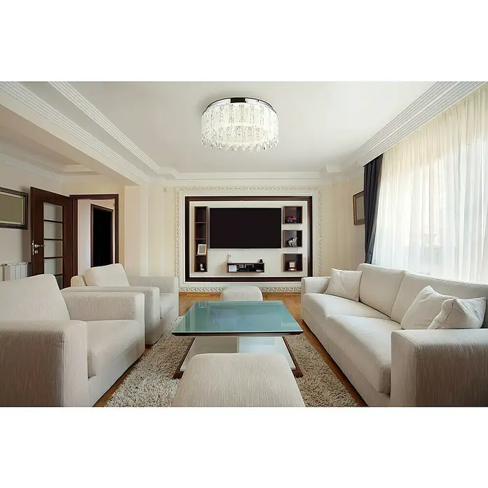 Globo Klunka LED-Deckenleuchte rund - 58 W, Ø x H: 60 x 26,5 cm, Klar, Silber verchromt, Warmweiß - Elegantes Wohnzimmer mit Kristalllüster, bequemen Sitzmöbeln und einem stilvollen Couchtisch. Die perfekte Kombination für ein gemütliches Ambiente.