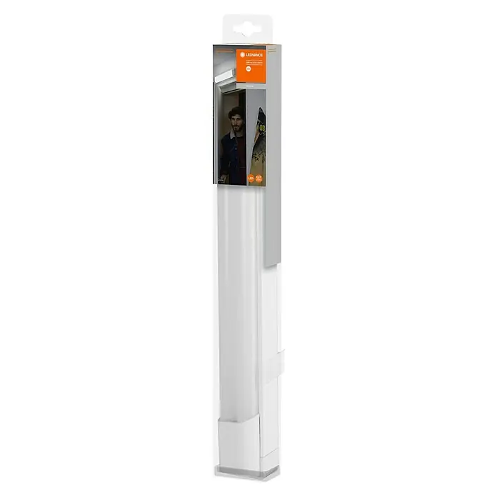 Osram LED-Lichtleiste Power Batten - L x B x H: 60 x 8,2 x 4,8 cm, Lichtfarbe: Kaltweiß, 24 W, 220 V - 240 V - Nahaufnahme einer LEDVANCE-Leuchte in schlanker, weißer Ausführung, ideal für moderne Innenräume, die energieeffiziente Beleuchtung suchen.