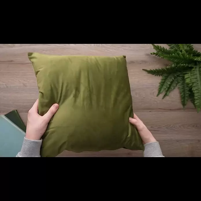 Kissen Marga - Olive Branch, 45 x 45 cm, 100 % Polyester - Kissen Marga