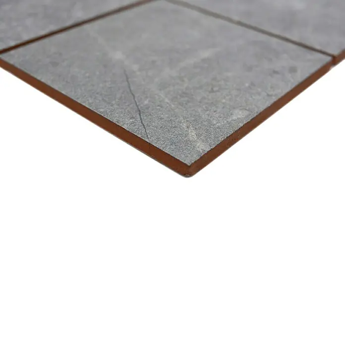 Mosaikfliese Quadrat CG BH172 - 40 x 30 cm, Grau, Matt - Nahaufnahme von quadratischen, grauen Steinzeugfliesen mit einer braunen Kante, die eine moderne und stilvolle Oberfläche zeigen.