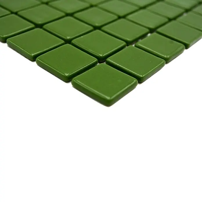 Mosaikfliese Quadrat Eco VP25602PUR - 31,6 x 31,6 cm, Glas, Dunkelgrün, Glänzend - Glänzende grüne Rauten-Mosaikfliesen in einem präzisen Gittermuster angeordnet.