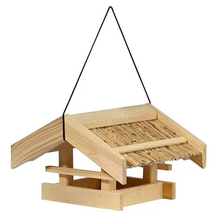 Dobar Vogelhaus Torshavn - Holz, Natur - Hängendes Vogelhaus aus hellem Holz mit natürlichem Strohdach.