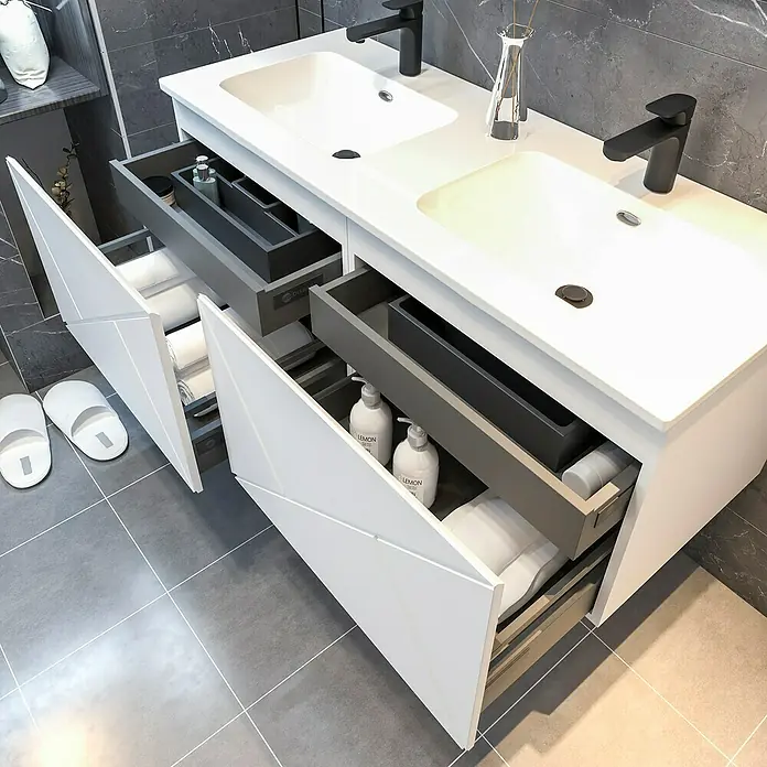 Disbain Conjunto de mueble de baño Lira - Ancho: 120 cm, Blanco, Mate, 2 pzs. - Elegante baño con tocador de doble lavabo, cajones abiertos y grifos modernos. Perfecto para diseños de baño con estilo.