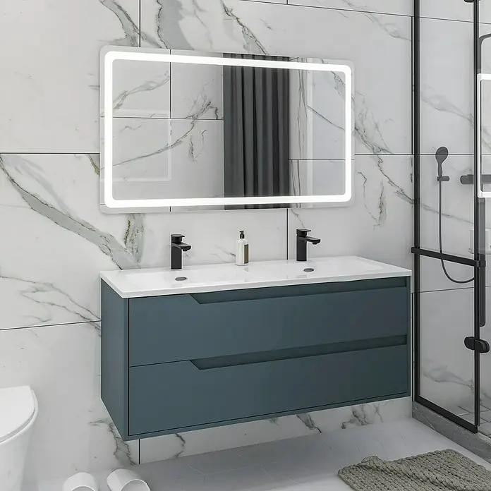 Disbain Conjunto de mueble de baño Casiopea - Ancho: 120 cm, Azul manhatan, 3 pzs. - Tocador de baño moderno con dos cajones y espejo iluminado frente a pared de mármol.