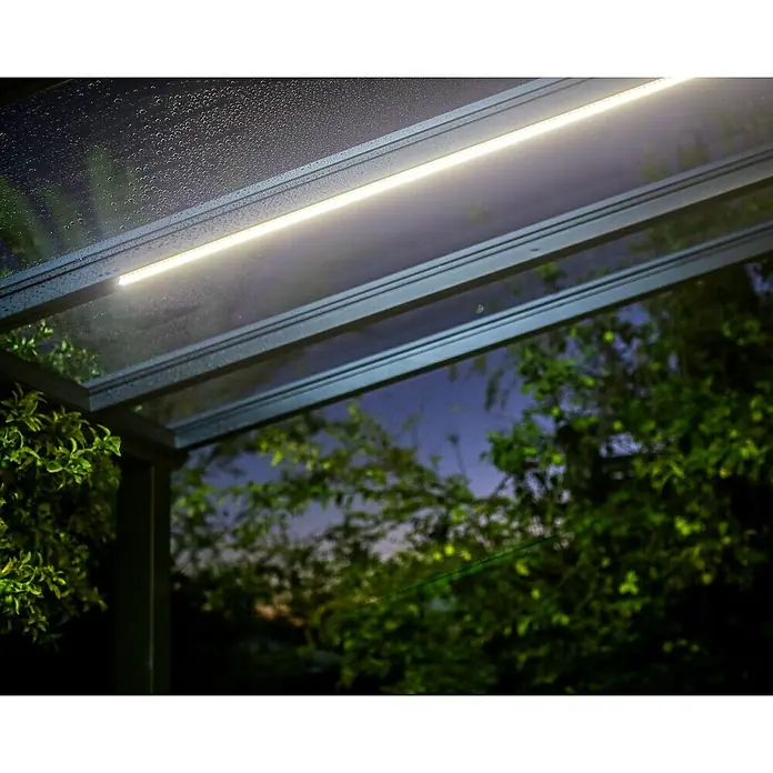 Palram – Canopia LED-Band - 25 W, Neutralweiß, Länge 2,7 m - Eine Terrassenüberdachung mit integrierter LED-Beleuchtung, die ein warmes, einladendes Licht spendet und die abendliche Atmosphäre aufwertet.