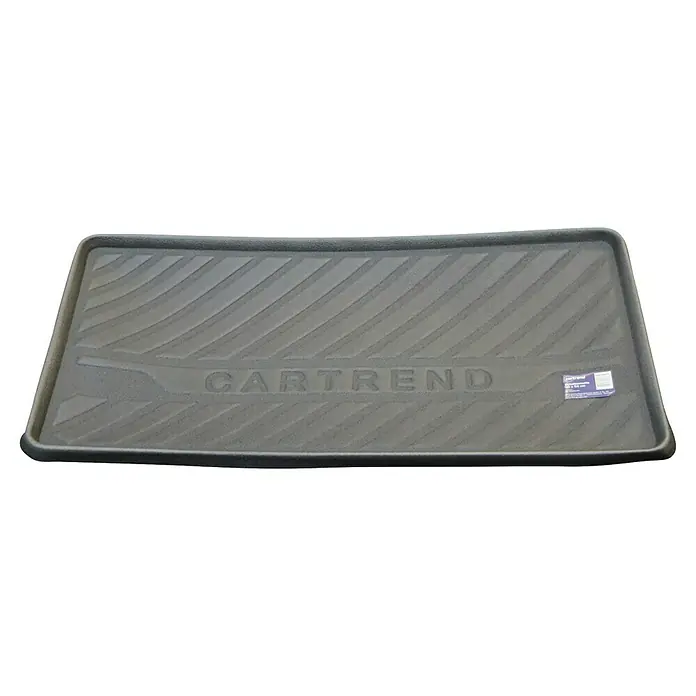 Cartrend Kofferraummatte - 90 x 50 cm - Schwarze Kofferraumwanne mit dem Aufdruck "CARTREND" und einem Etikett, ideal für den Schutz des Fahrzeuginnenraums vor Schmutz und Feuchtigkeit.