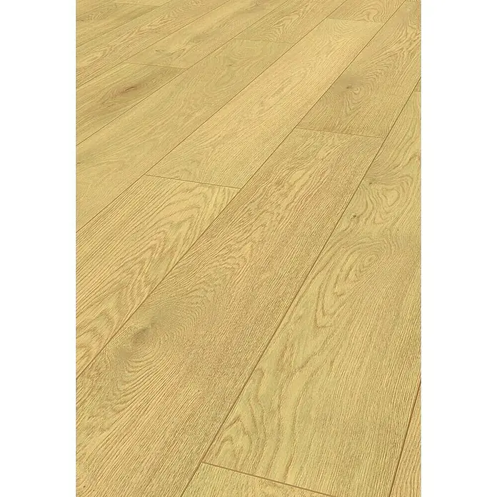 LOGOCLIC Aquaprotect Laminado Roble Cornsilk Ethereal - 1.288 x 195 x 12 mm, Roble Cornsilk Ethereal, AC5, Resistente al agua - Primer plano de un parquet de roble aceitado claro, que transmite un ambiente cálido y natural. La veta de la madera es muy visible.