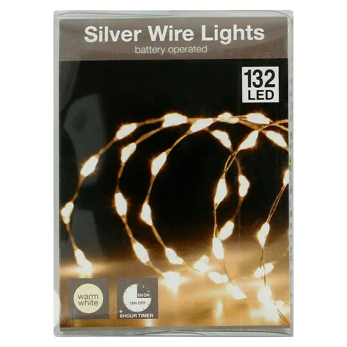LED-Lichterdraht - Innen, Lichtfarbe: Warmweiß, 132 Stk., Batteriebetrieben - Nahaufnahme der Verpackung von "Silver Wire Lights", batteriebetriebene Lichterkette mit 132 LEDs, warmweißem Licht und 6-Stunden-Timer.