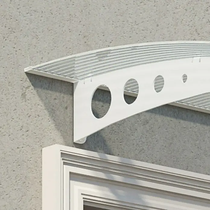 Palram – Canopia Marquesina para puerta Lyra doble capa - An x Pr x Al: 135 x 90 x 15,5 cm - Primer plano de un dosel de puerta blanco con recortes redondos en una pared gris, que ofrece protección contra el clima.